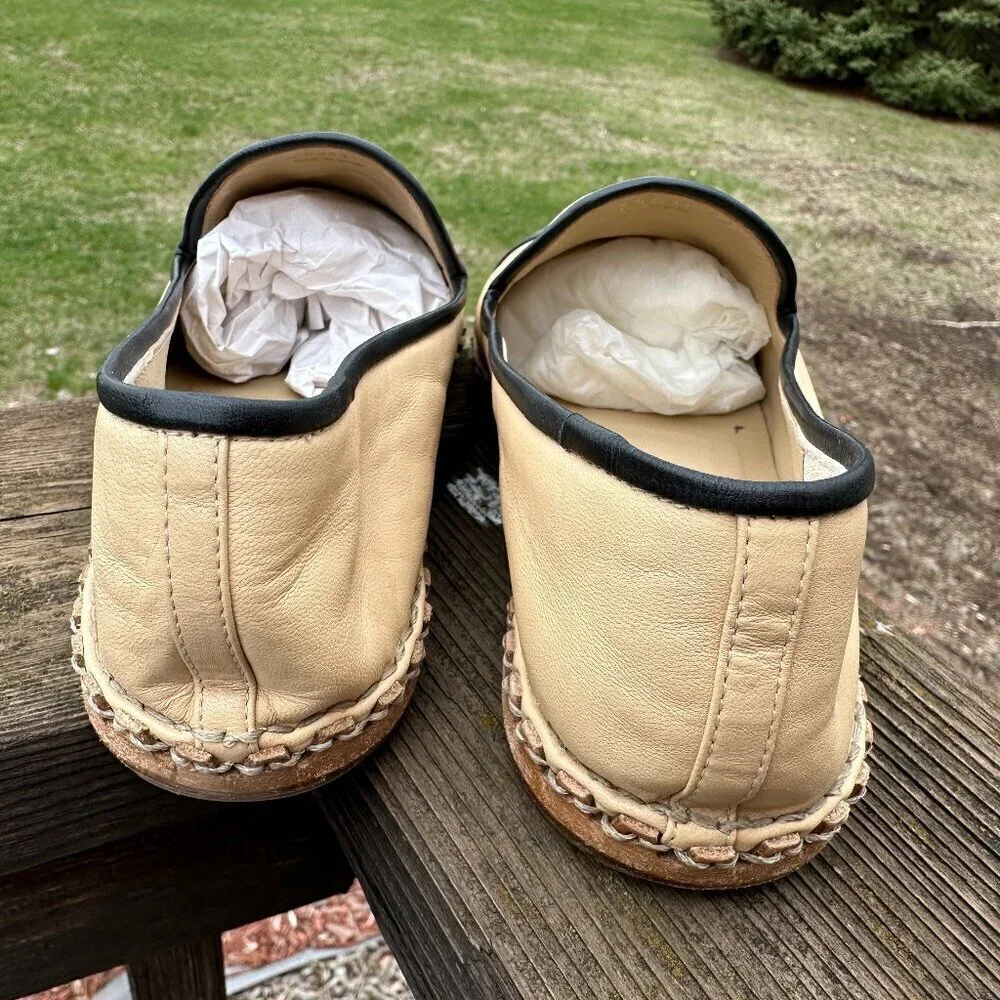 CHANEL 19C Lambskin Beige/Black Mocassins Loafers W/Box women's Size 40